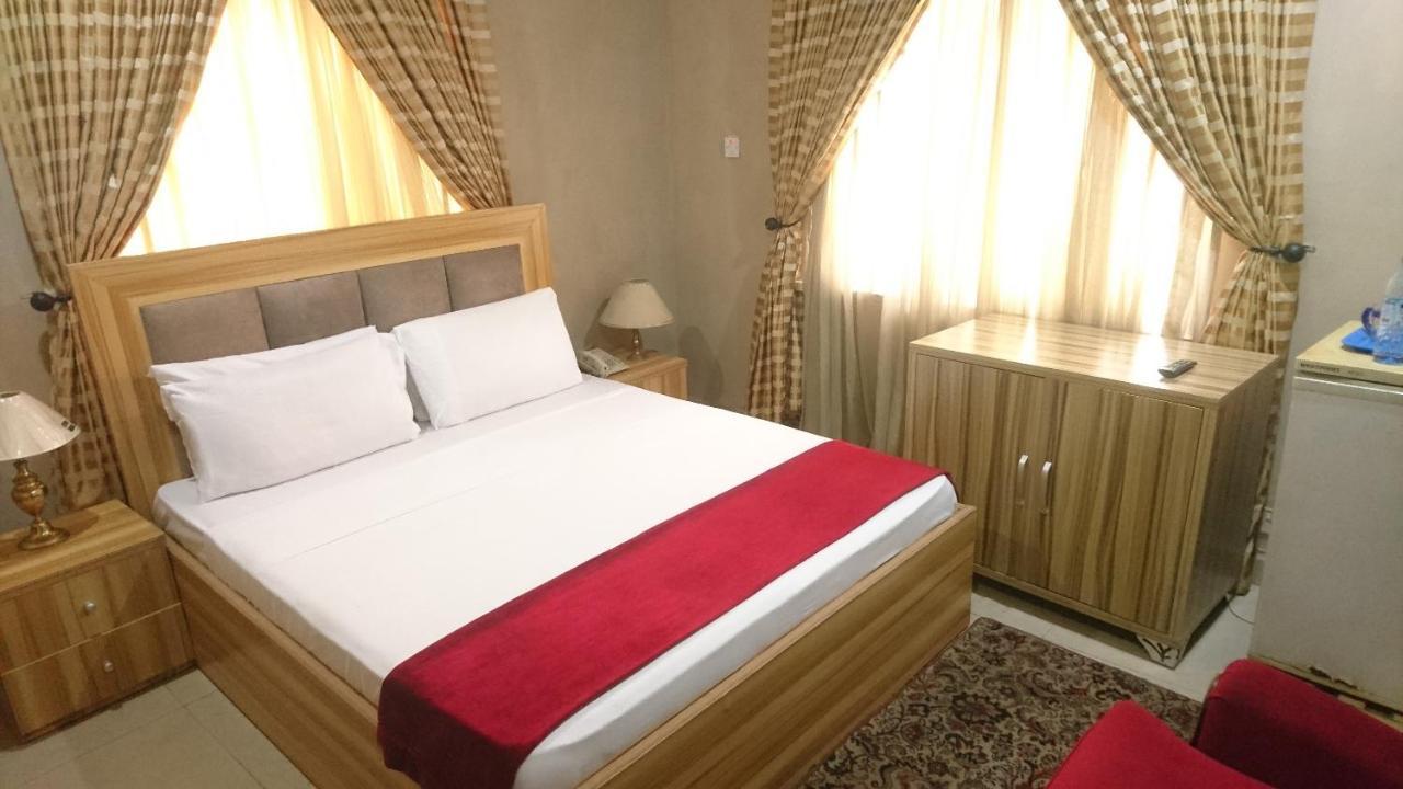 The Ambassadors Hotel Lagos Exterior photo
